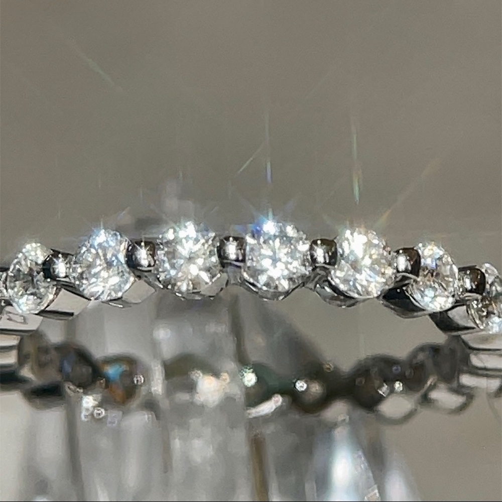 🦋New🦋 1.2tcw Eternity Band - Picture 3 of 4